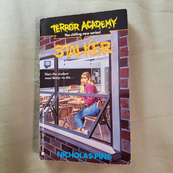 Terror Academy Novel - Stalker - Picture 1 of 3